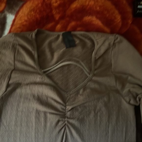 Shirt - Picture 3 of 3